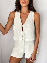 Vibemartini Solid Tie Front Vest With Shorts Set