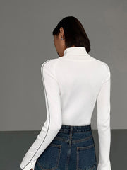 Vibemartini Contrast Piping Turtleneck Sweater