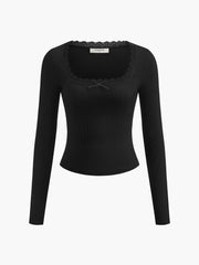 Vibemartini Lace Trim Long Sleeve Crop Top