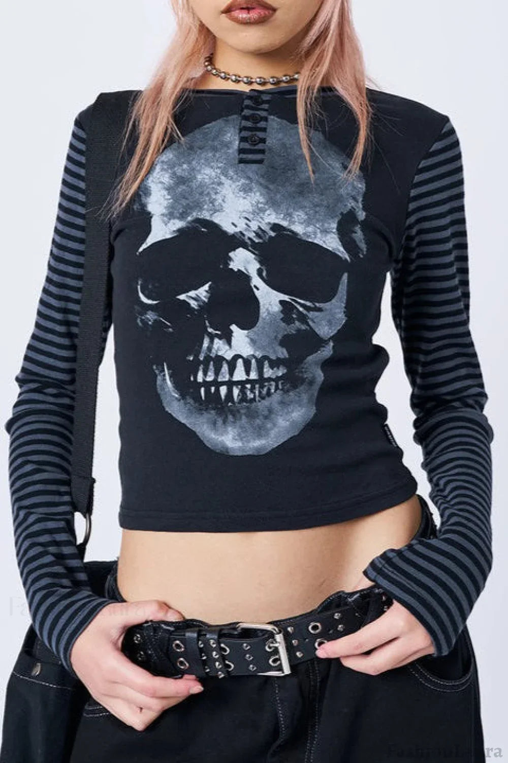 Abstract Skull Stripe T-Shirt Black / S