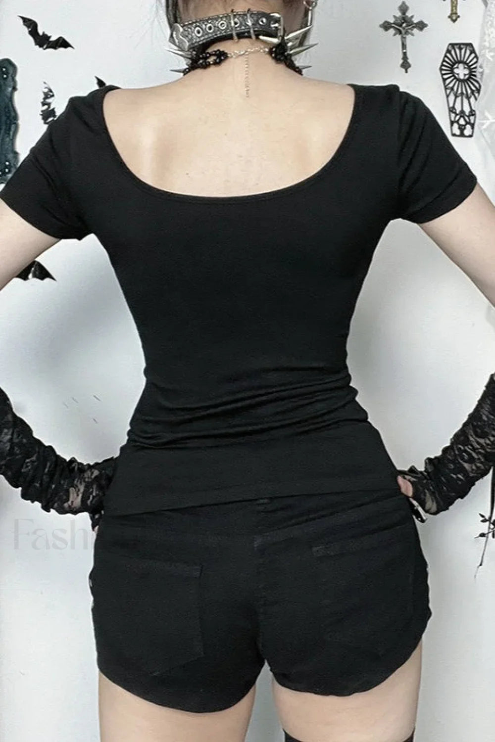 Gothic Bone Chain Buckle T-Shirt