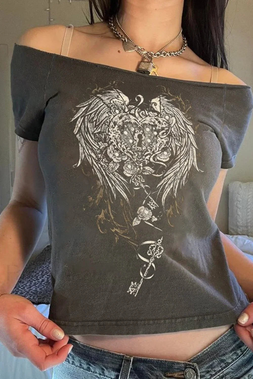 Y2K Wing Graphic Off-Shoulder T-Shirt