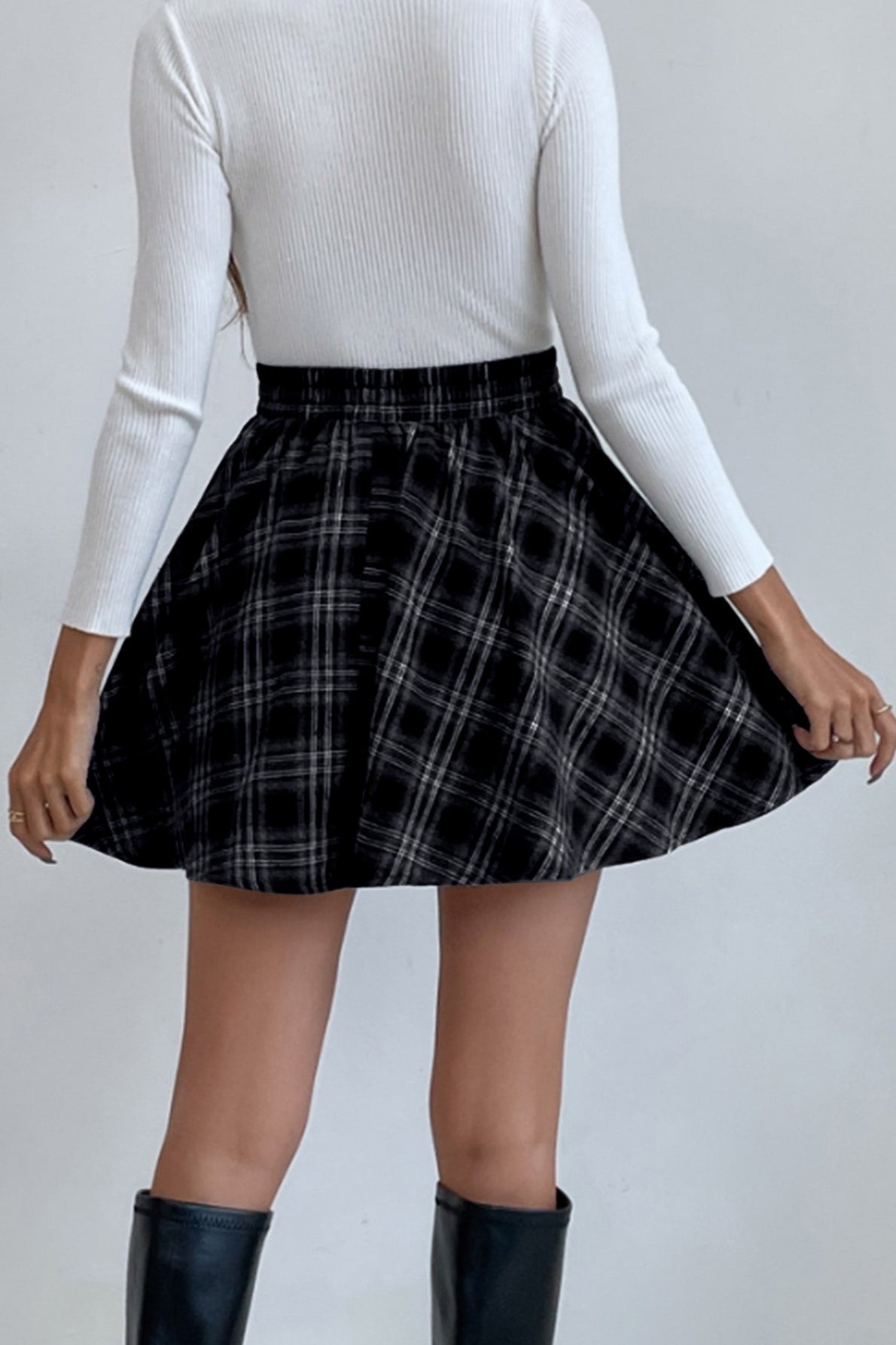 Versatile Plaid Mini Christmas Skirt