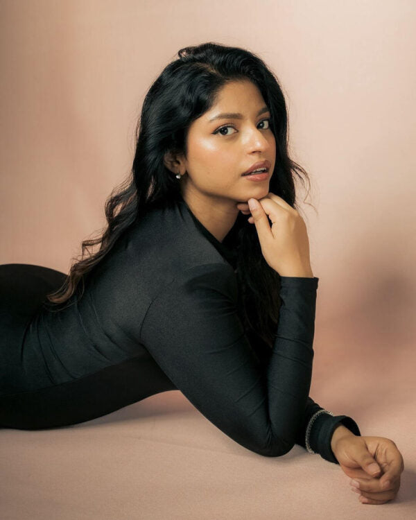 Alfiya Khan X Miakee – Helena