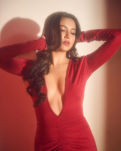 Tejasswi Prakash X Miakee – Ruby