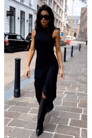 sleeveless black tight pleated dress