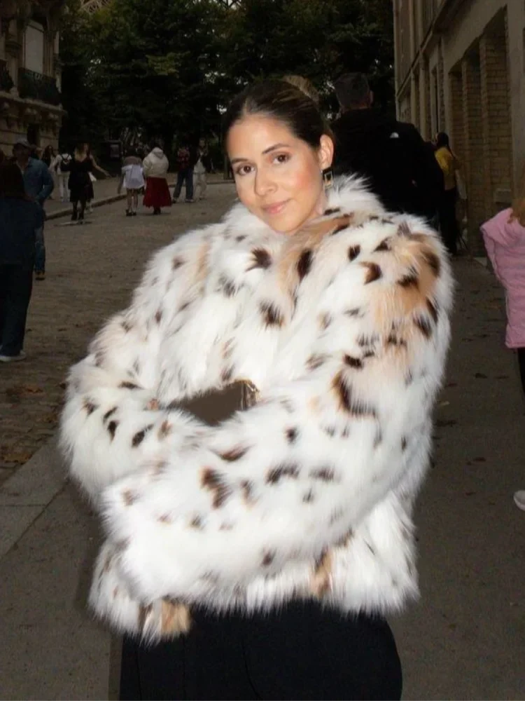 Contrast Stand Collar Faux Fur Coat Coats-241208