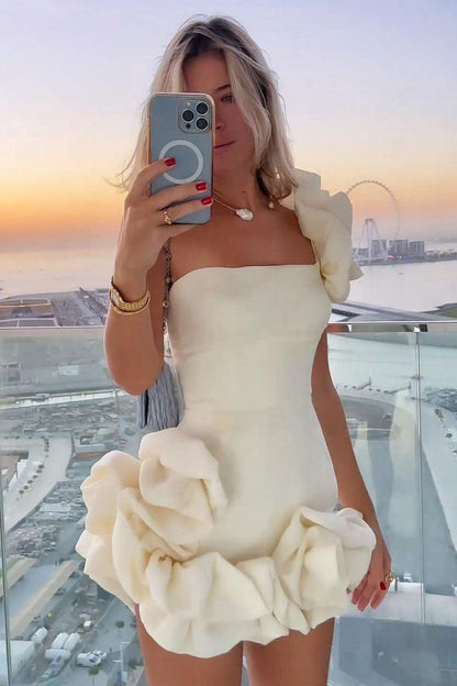 Ruffled flower one-shoulder bud waist dress