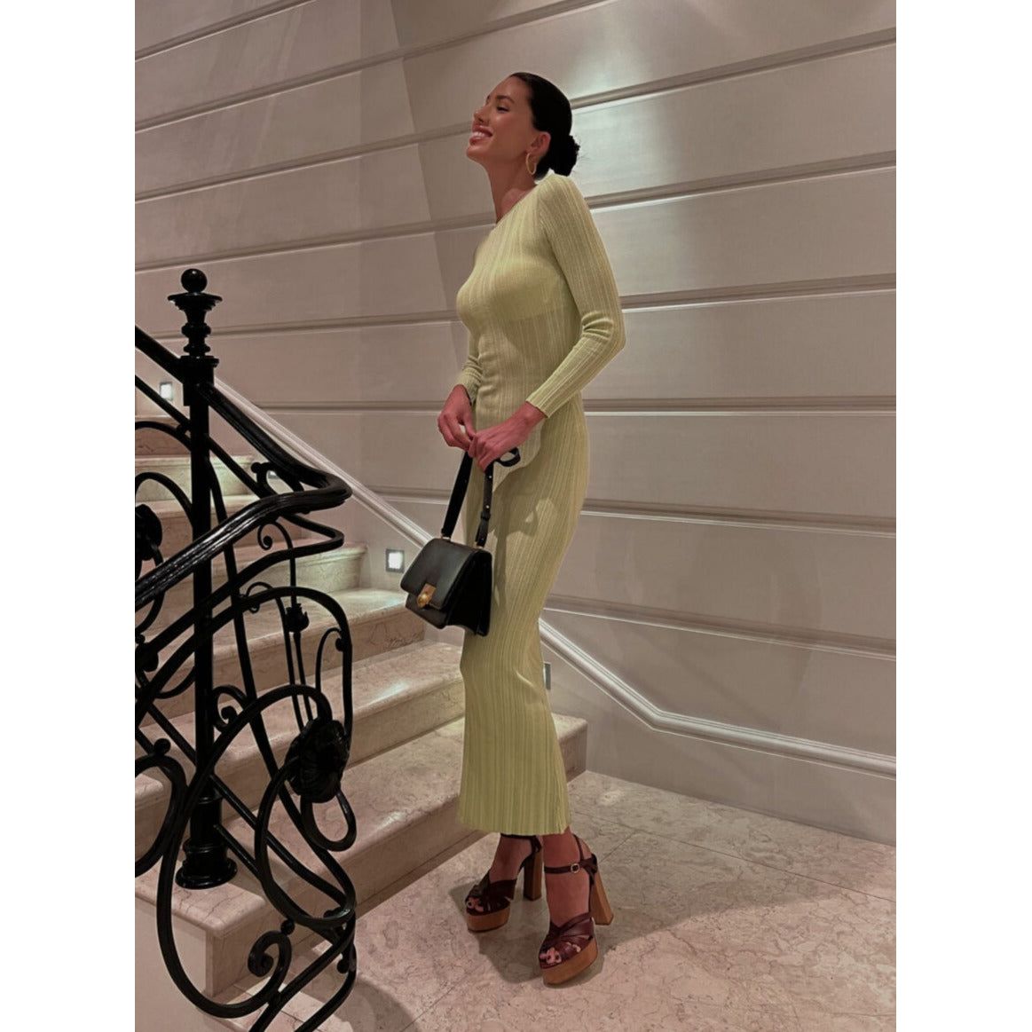 Slim long-sleeved knitted long dress