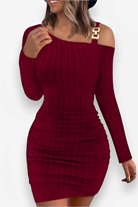 Off-shoulder slanted collar tight  dress