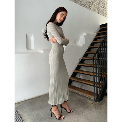 Slim long-sleeved knitted long dress
