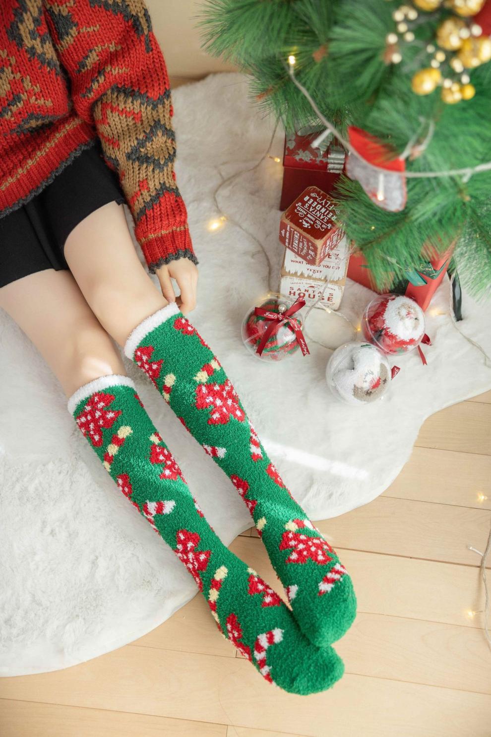 Coral Fleece Non Slip Thick Reindeer Snowman Knee High Christmas Socks