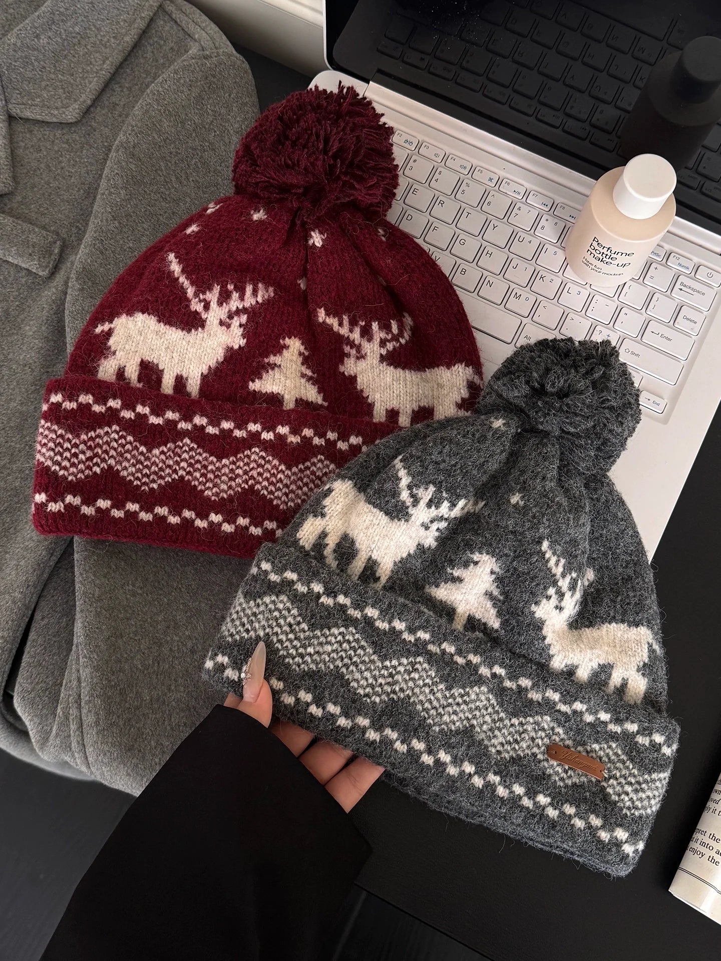 Vintage Reindeer Jacquard Beanie Christmas Hat