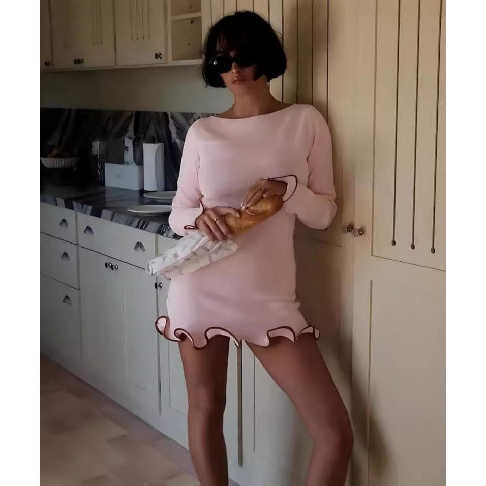 slim long-sleeved short elegant dress