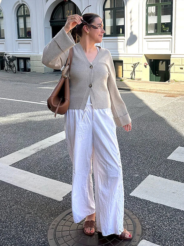 Women 's Cardigan Loose V-neck Knitted Single Breasted Full Sleeve Sweater Female 2025 Autumn Winter Fashion New Lady Knitwears