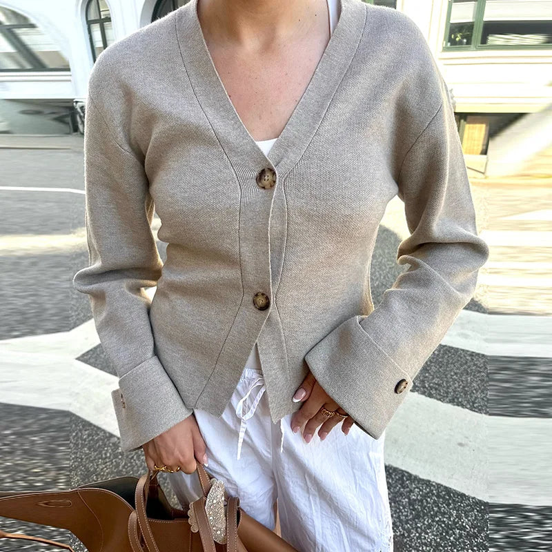 Women 's Cardigan Loose V-neck Knitted Single Breasted Full Sleeve Sweater Female 2025 Autumn Winter Fashion New Lady Knitwears