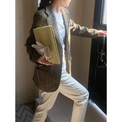 Vintage Wool Blends Coats Women Plaid Woolen Jacket Elegant Commute Blazer Korean Long Sleeve Outerwears Winter Ladies Overcoat