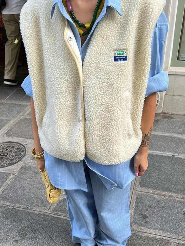 Fashion Lamb Wool Vest Coat For Women V Neck Loose Single Breasted Pocket Waistcoat Warm Autumn 2024 High Street Outwear