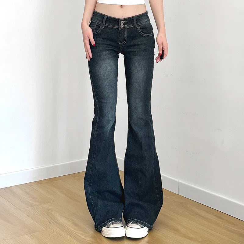 Women Low Waisted Flare Jeans Y2K Streetwear Vintage Casual Fashion Denim Trousers Spring Basic Slim Pants Outfits