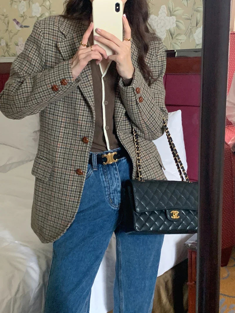 Vintage Wool Blends Coats Women Plaid Woolen Jacket Elegant Commute Blazer Korean Long Sleeve Outerwears Winter Ladies Overcoat