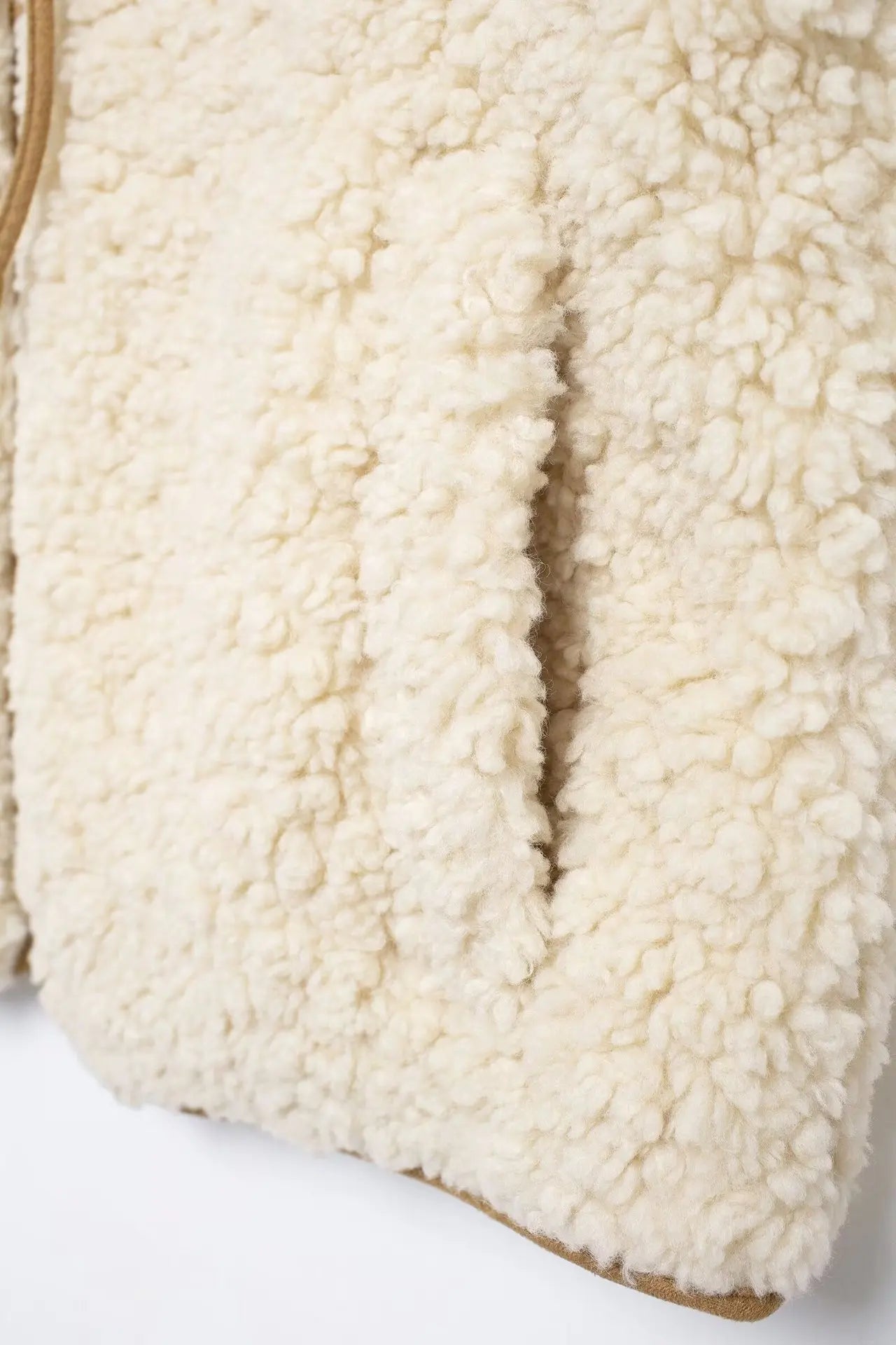 Winter New Solid Fleece Vest Jacket Women 2025 Round Neck Lace-up Sleeveless Jackets Simple Casual Fashion Waistcoat Outerwear