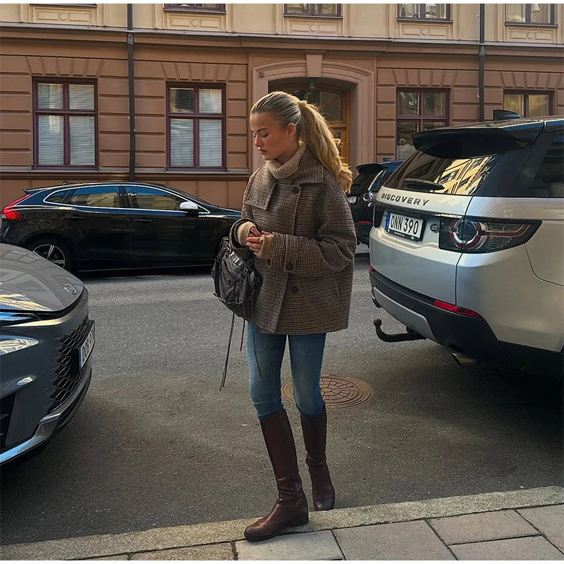 Plaid Double Breasted Street Coat Women Drop-shoulder Long Sleeve Stand Collar Loose Pocket Casual Jacket 2025 Autumn Outwear