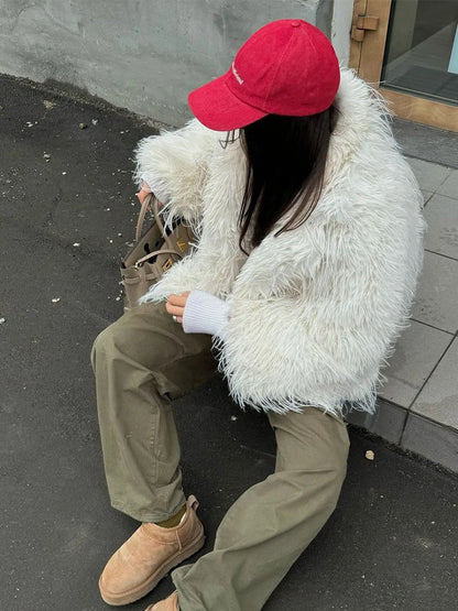 Elegant White Faux Fur Coat Women's 2025 Oversized Winter Jacket Fashion Loose Long Sleeve Warm Outwear Streetwear Office Casual