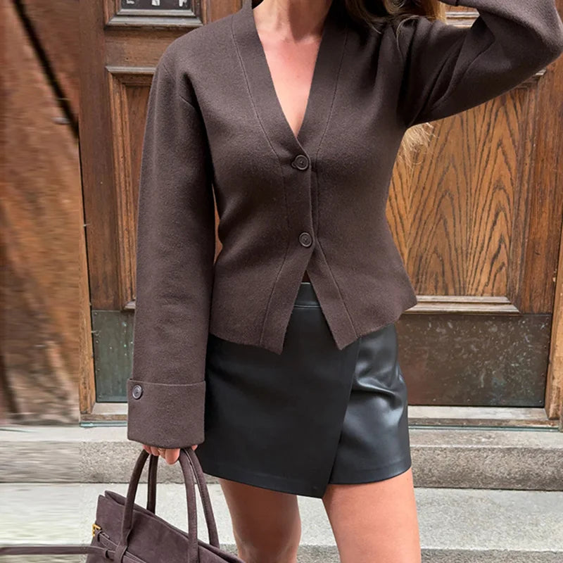 Women 's Cardigan Loose V-neck Knitted Single Breasted Full Sleeve Sweater Female 2025 Autumn Winter Fashion New Lady Knitwears