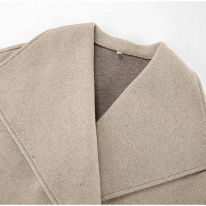 TAVIMART  -  Vintage Large Lapel Collar Short Coats Women Retro Casual Double-Breasted Pocket Coat Female Autumn Chic Loose Street Outwear