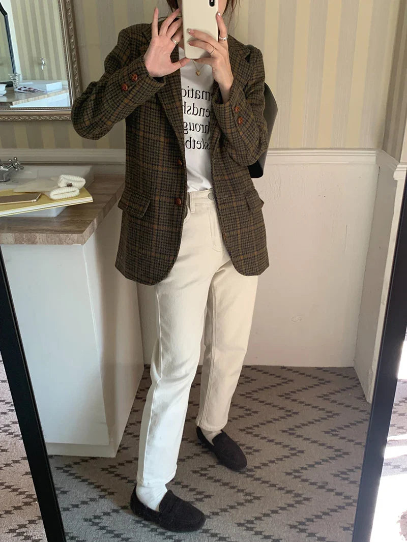 Vintage Wool Blends Coats Women Plaid Woolen Jacket Elegant Commute Blazer Korean Long Sleeve Outerwears Winter Ladies Overcoat