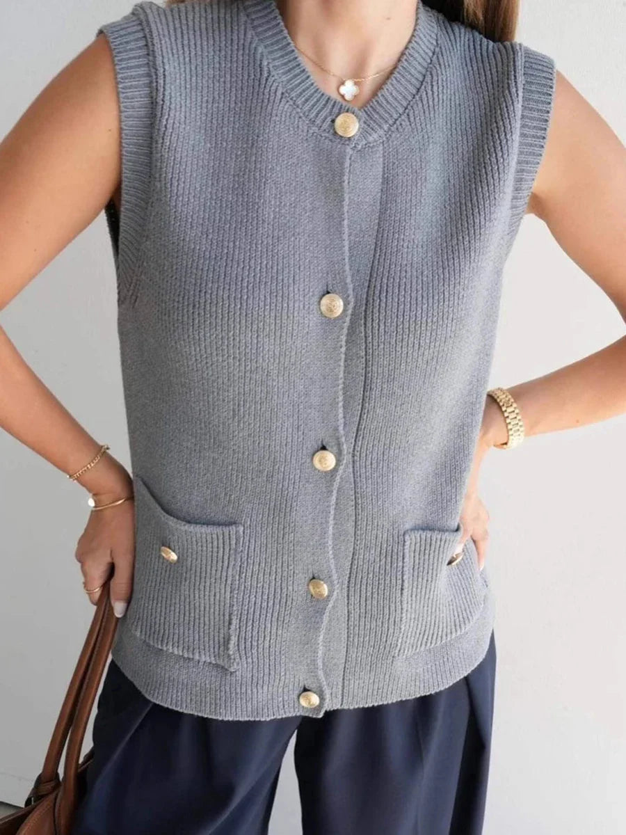 Pocket Solid Cardigan Vest Women O Neck Single Breasted Sleeveless Knit Waistcoat 2025 New Simple Casual Fashion Sweater Jacket