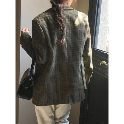 Vintage Wool Blends Coats Women Plaid Woolen Jacket Elegant Commute Blazer Korean Long Sleeve Outerwears Winter Ladies Overcoat