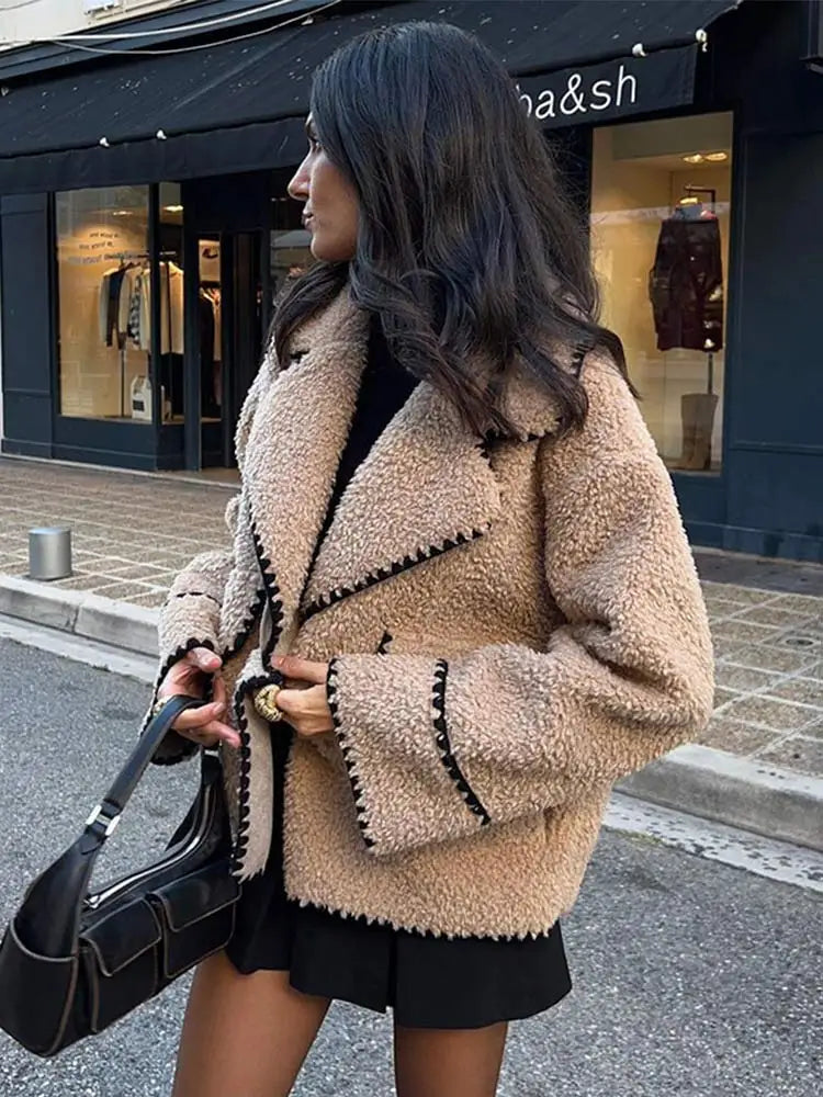 Women Contrasting One Button Lamb Woolen Coat Fashion Lapel Long Sleeves Short Plush Jacket Autumn Casual Lady Street Outwear