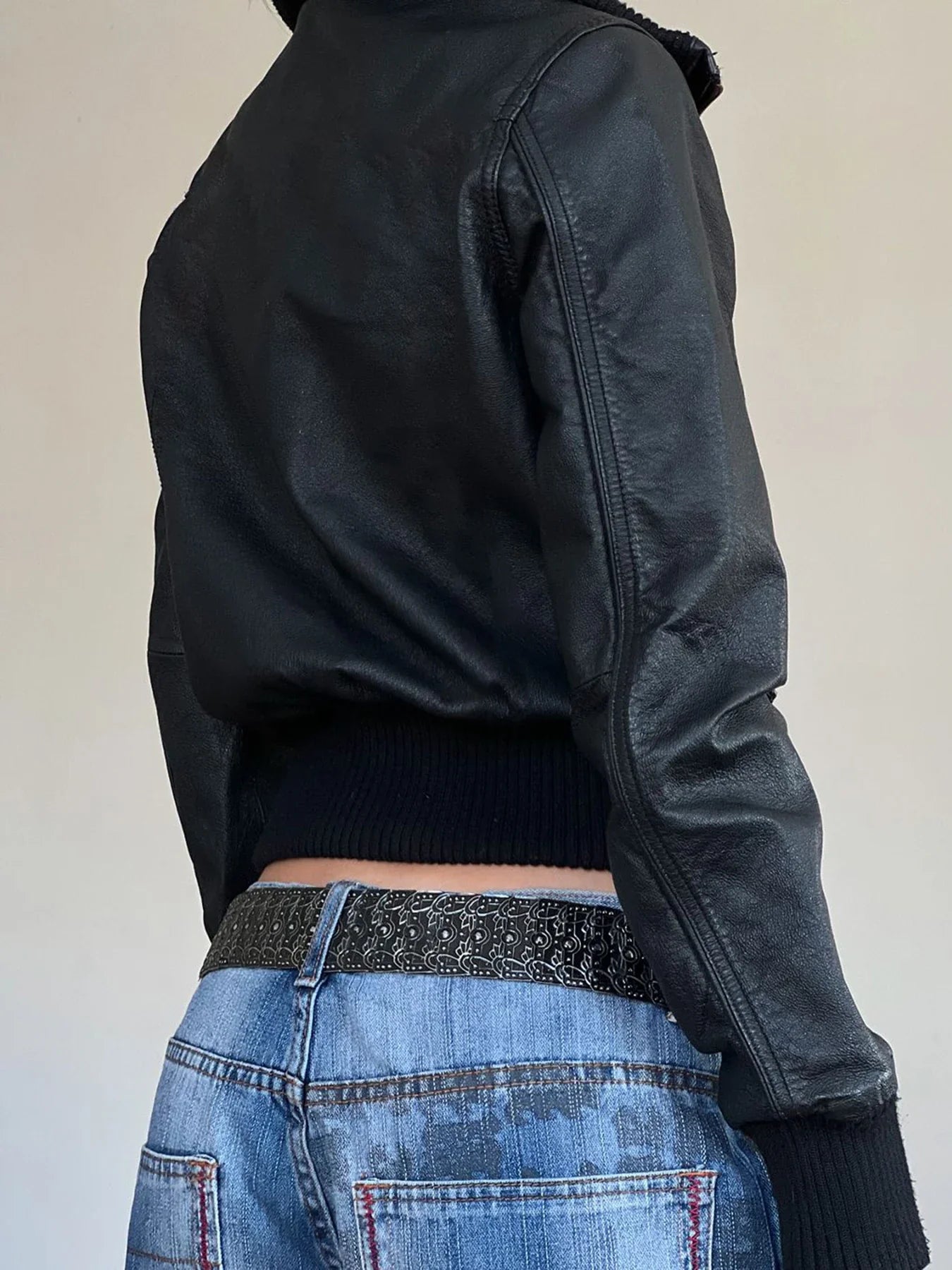 Locomotive Style Solid Pu Leather Jackets Casual Stand Collar Zipper Long Sleeve Coats Women Autumn Winter Ladies