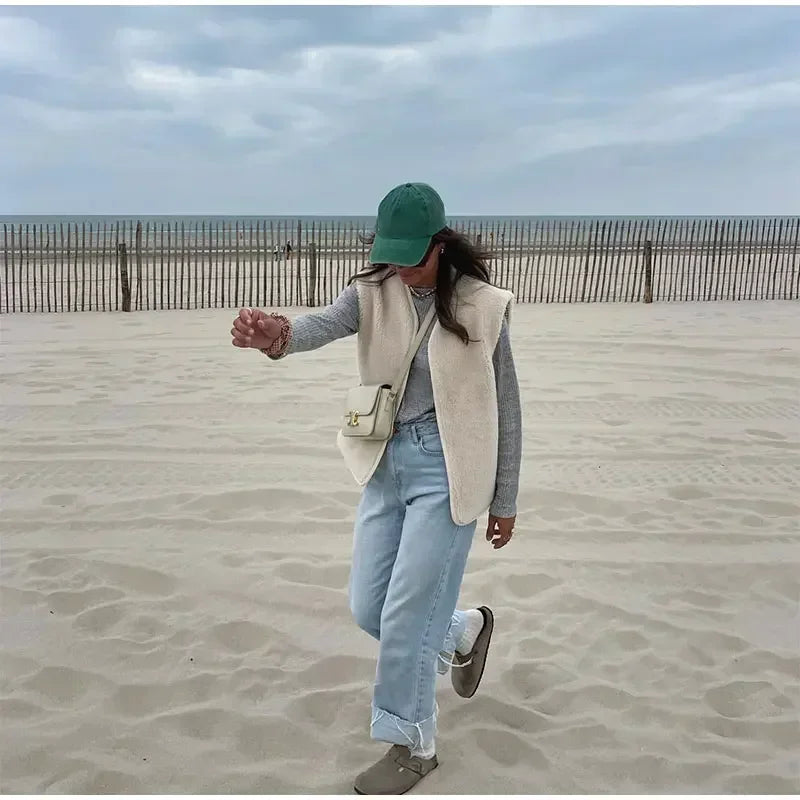 New Solid Lamb Wool Single Breasted Vest For Women Casual V Neck Sleeveless Warm Waistcoat Autumn High Street Outerwear Y2K