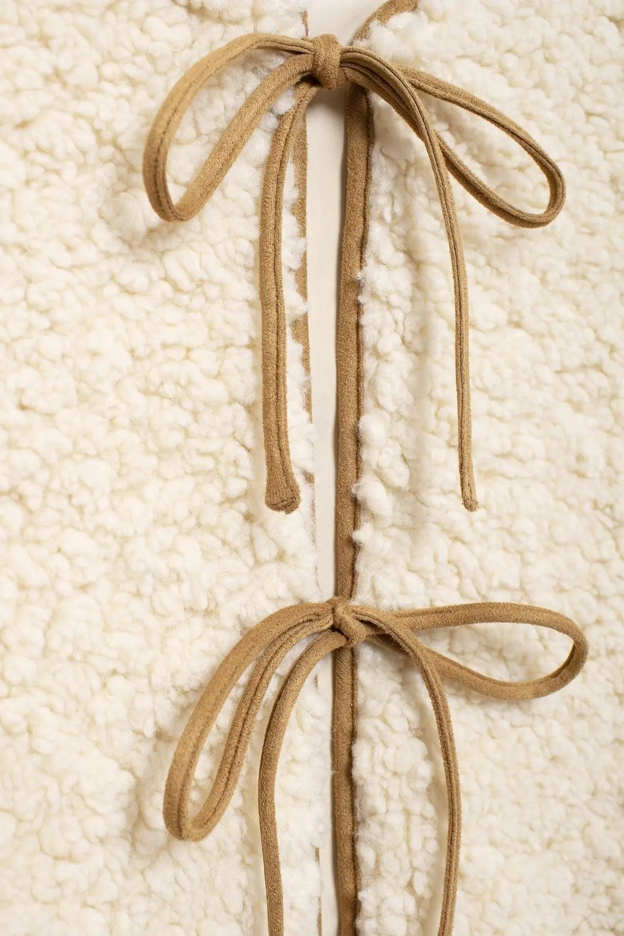 Winter New Solid Fleece Vest Jacket Women 2025 Round Neck Lace-up Sleeveless Jackets Simple Casual Fashion Waistcoat Outerwear