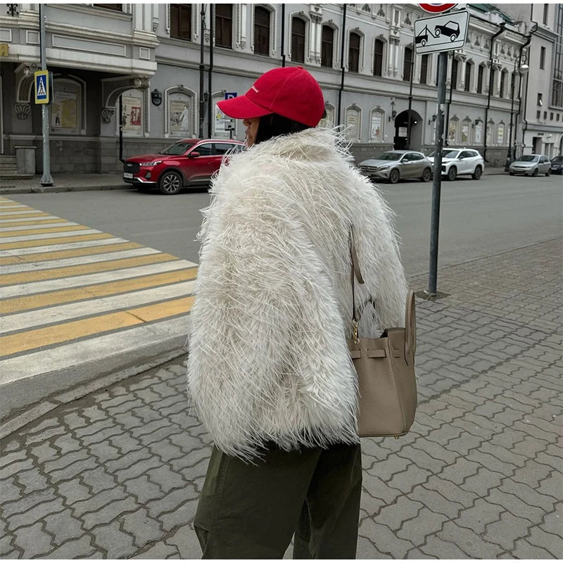 Elegant White Faux Fur Coat Women's 2025 Oversized Winter Jacket Fashion Loose Long Sleeve Warm Outwear Streetwear Office Casual