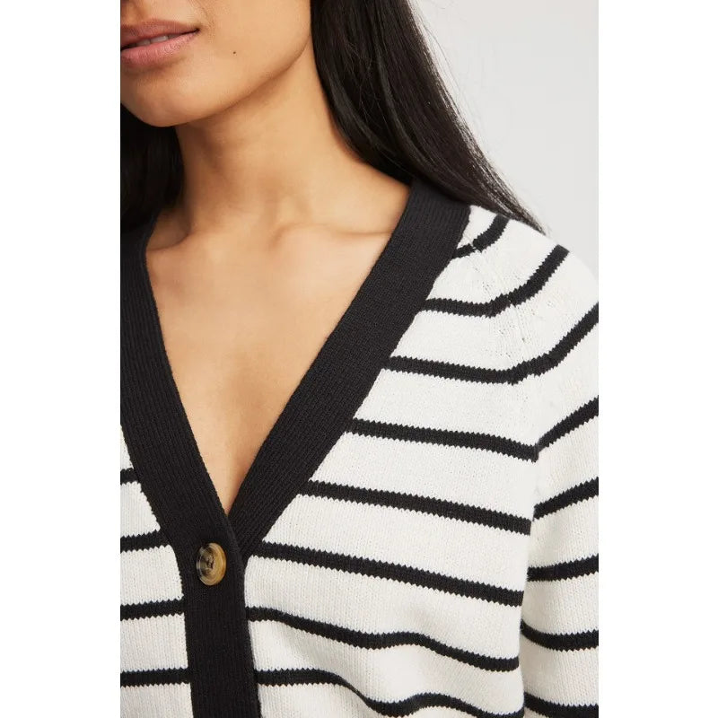 European and American autumn and winter new fashion versatile V-neck striped knitted cardigan sweater women's striped jacket