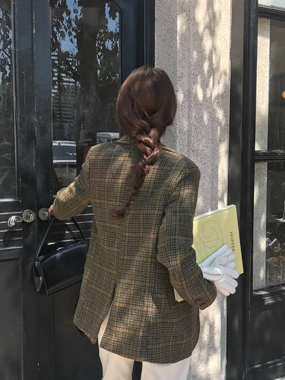 Vintage Wool Blends Coats Women Plaid Woolen Jacket Elegant Commute Blazer Korean Long Sleeve Outerwears Winter Ladies Overcoat
