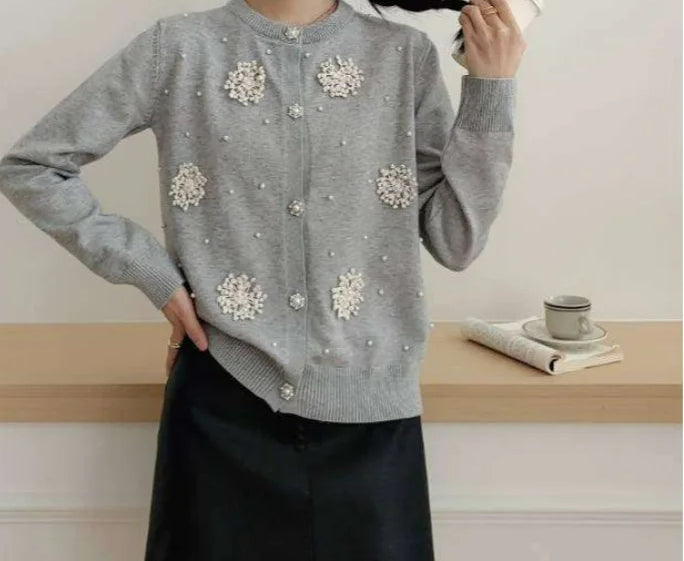 Diamonds Pearl Floral Slim O-Neck Cardigan Gray / S Cardigan-241208