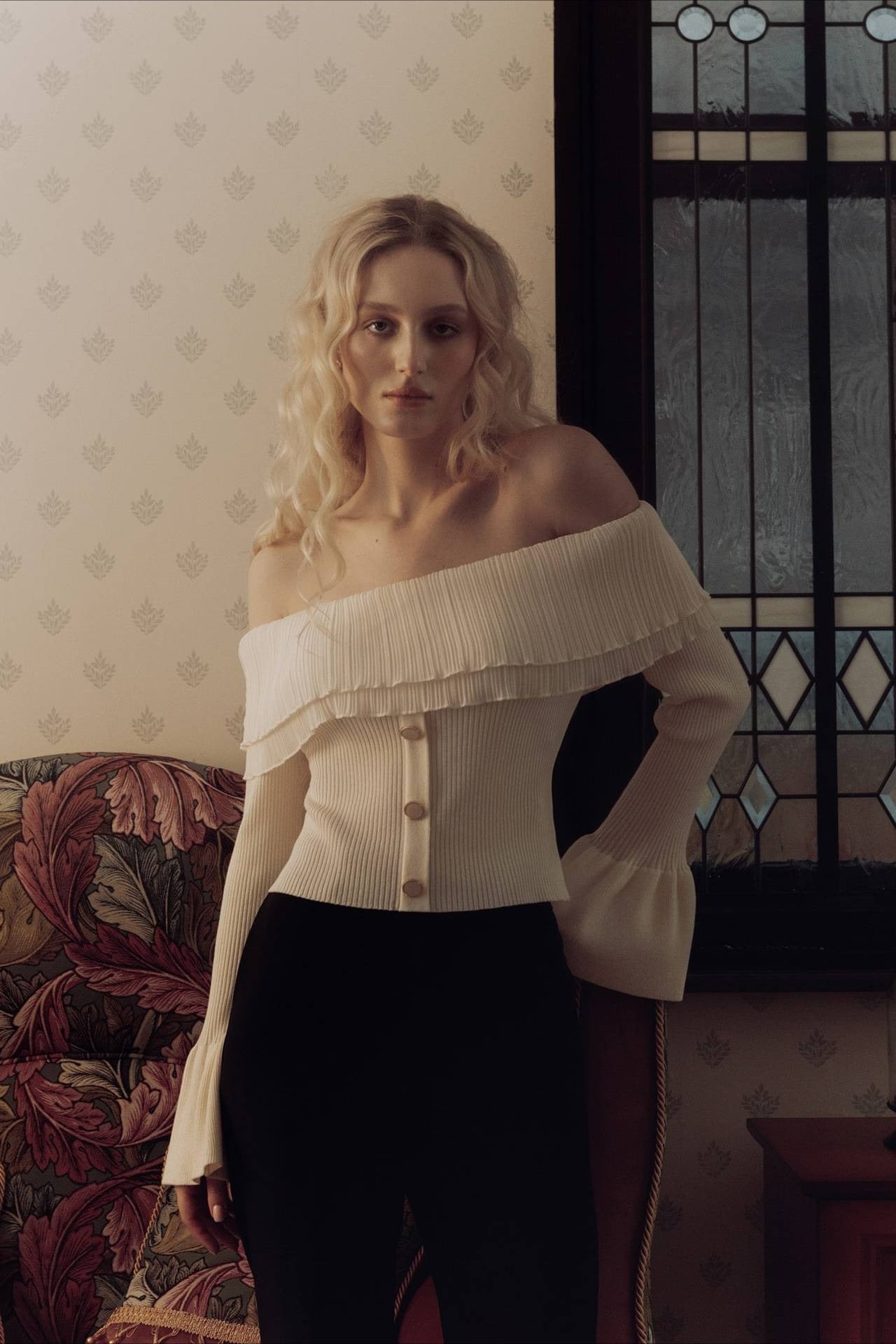 Paneled Ruched Buttoned Off-the-Shoulder Long Sleeve Tee