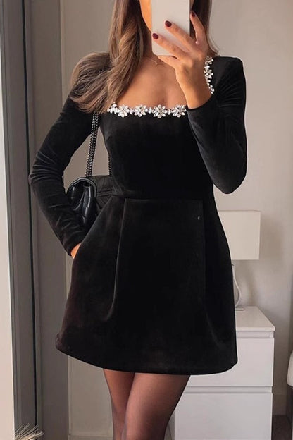 Elegant Square Neck Rhinestone Mini Velvet Dress