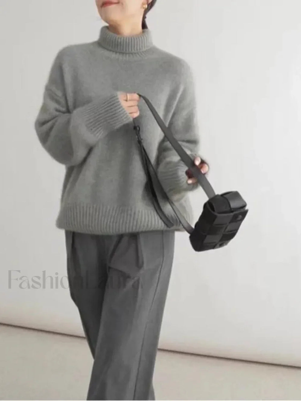 Elegant Solid Color Turtleneck Knitted Women Casual Long Sleeve Loose Sweater Sweaters L