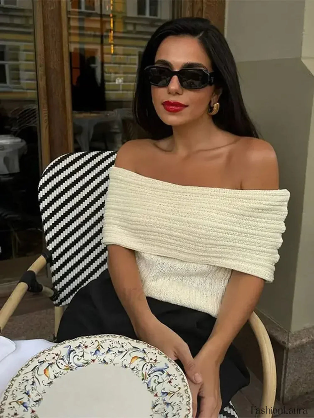 Elegant White One Shoulder Knitted Women Sexy Off Shoulder Short Sleeves Slim Sweater Sweaters L