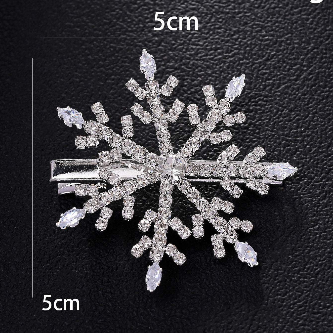 Rhinestone Reindeer Bow Festive Hair Accessory