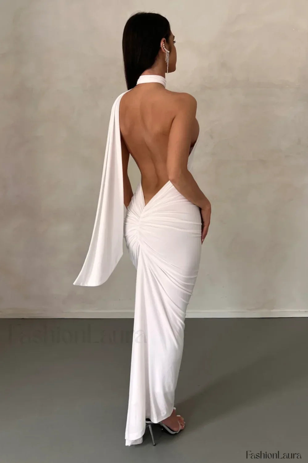 Leoni Elegant Midi Dress