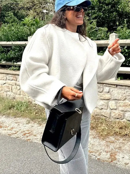 New Women White Woolen Cropped Top Jacket V Neck Long Sleeve Thicken Cardigan Coat Autumn Winter Fashion Female Streetwear