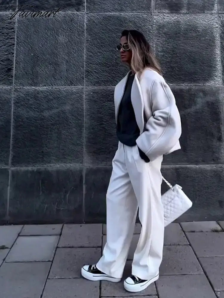 New Women White Woolen Cropped Top Jacket V Neck Long Sleeve Thicken Cardigan Coat Autumn Winter Fashion Female Streetwear