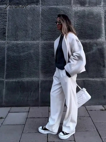 New Women White Woolen Cropped Top Jacket V Neck Long Sleeve Thicken Cardigan Coat Autumn Winter Fashion Female Streetwear