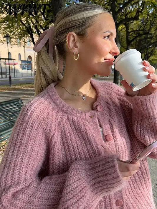 Tavimart Casual Loose Knit Cardigan For Women Autumn Winter Long Sleeve Single-breasted O-neck Sweater Female All-Match Fashion Coat